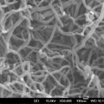 صور لأنابيب الكربون النانونية باستعمال المجهر الالكتروني الماسح SEM (مصدر الصورة 2)