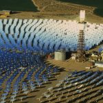 برج لتركيز الطاقة الشمسية